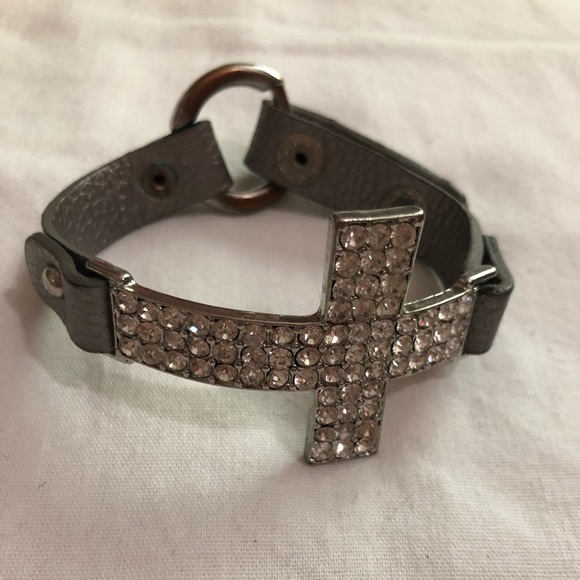 Bracelets - Picture 2 of 2